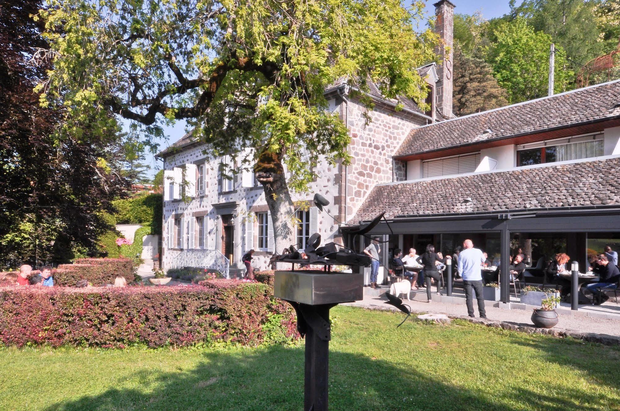 Hostellerie De La Maronne Saint-Martin-Valmeroux Exterior photo